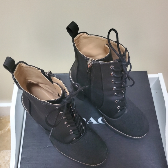 Coach Haven booties - Picture 2 of 6